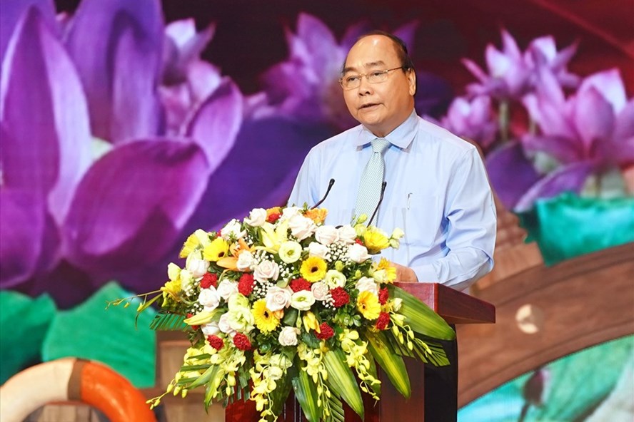 Thủ tướng Chính phủ Nguyễn Xuân Phúc phát biểu tại chương trình. Ảnh Q.H