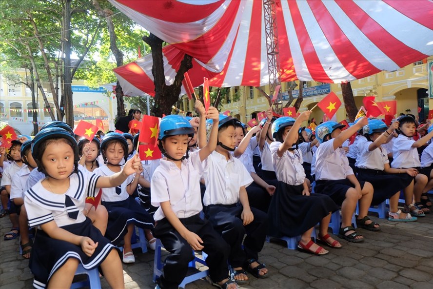 Các em học sinh tại Lễ khai giảng năm học 2018-2019. ảnh: H.Vinh