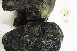 Nam thanh niên tắc ruột nghi do nghiện trà sữa