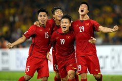 Tin thể thao 24h: Tuyển Việt Nam nguy cơ mất thêm trụ cột đấu Thái Lan