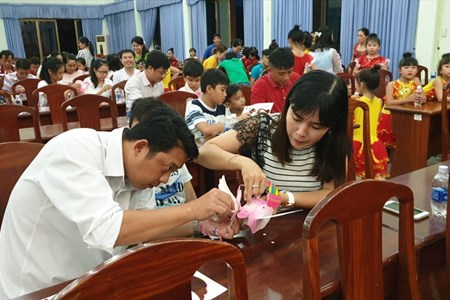 Vui Trung thu cùng con đoàn viên tại Thốt Nốt