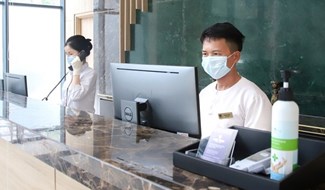 Đà Nẵng kiểm tra các khách sạn về công tác phòng chống dịch COVID-19. Ảnh minh hoạ: Danangfantasntasticity