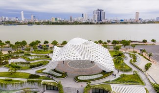 Cận cảnh công viên với “cánh diều bay cao” tại Đà Nẵng. Ảnh: Lê Tuấn