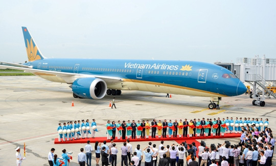 Káº¿t quáº£ hÃ¬nh áº£nh cho Tá»ng BÃ­ thÆ° Nguyá»n PhÃº Trá»ng vÃ  cÃ¡c thÃ nh viÃªn ÄoÃ n Äáº¡i biá»u cáº¥p cao cá»§a Viá»t Nam cáº¯t bÄng khai thÃ¡c, sá»­ dá»¥ng mÃ¡y bay Boeing 787-9 Dreamliner Äáº§u tiÃªn cá»§a Vietnam Airlines